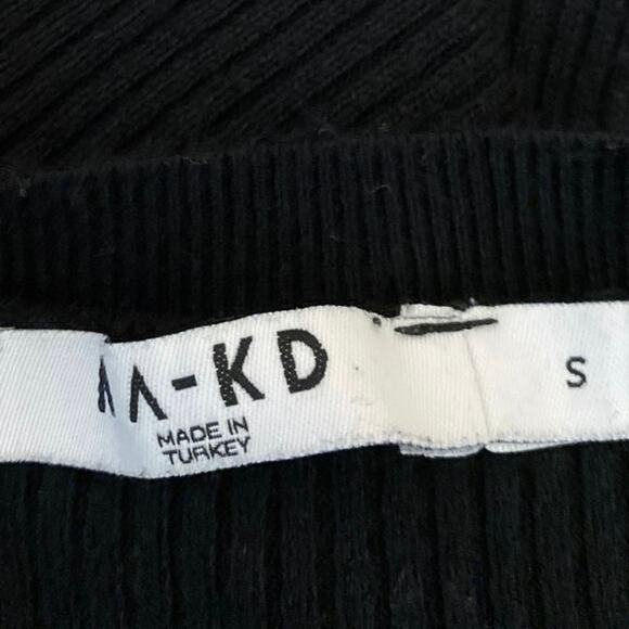 NA-KD Women's Black Rib Knit Long Sleeve Crew Neck Slim Fit Sweater Top Size S - Picture 3 of 4